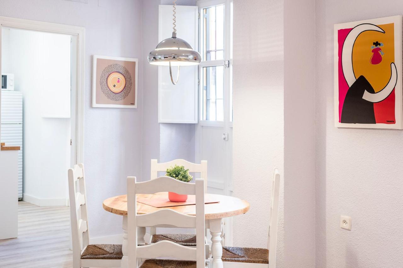 Apartamentos Alfaqueque A Sevilla Bagian luar foto