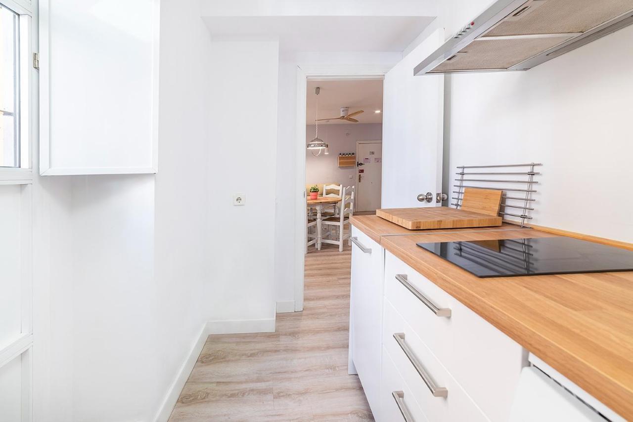 Apartamentos Alfaqueque A Sevilla Bagian luar foto